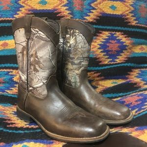 Austin trading company boots